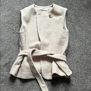 ASTR Textured Cream teddy material tie vest